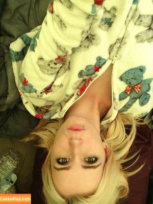 kirabee photo #1037