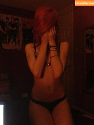 kirabee photo #1043