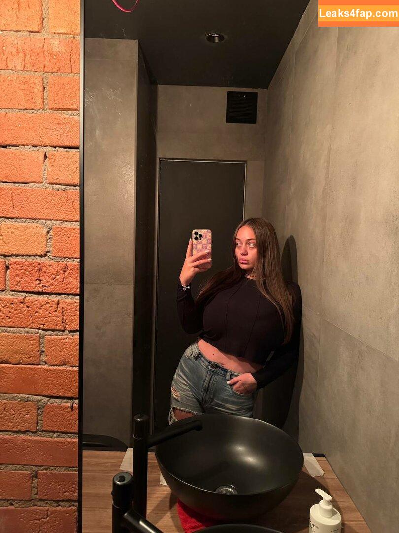 KiraClark /  / SensitiveBabe / kiraclark_ leaked photo photo #0202