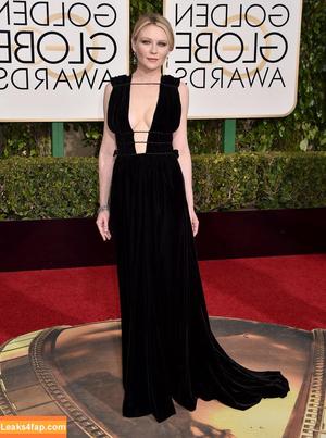 Kirsten Dunst photo #0037