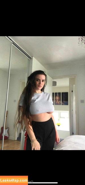 Kirsty Brittain photo #0151