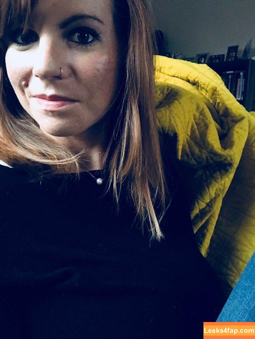 Kirsty / Korsty_ / aloegoddess / blondekristy / kirstyaustin7 / kirstylouisewells leaked photo photo #0214