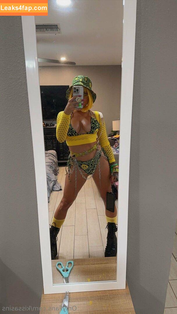 Kissa Sins / Coyotelovesyou / kissasins / trubble_wubz leaked photo photo #0117