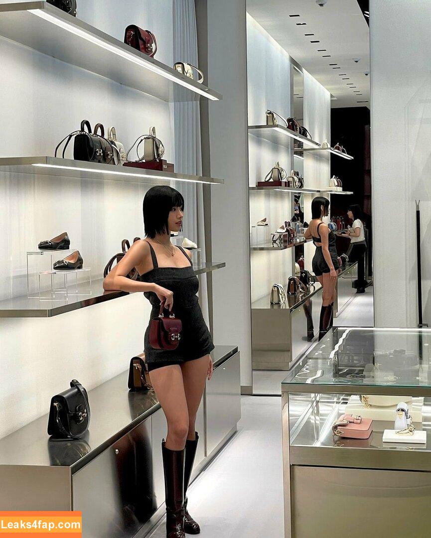 KissLife / Julie / juliephilia / natty_0530 leaked photo photo #0006