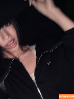 KissLife photo #0212