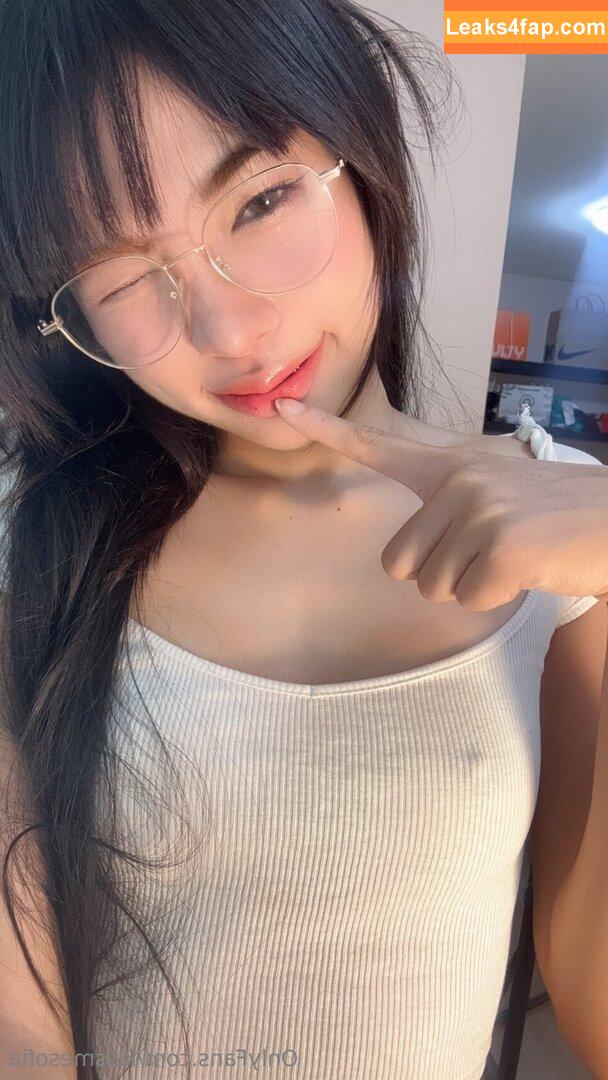 kissmesofia /  leaked photo photo #0015