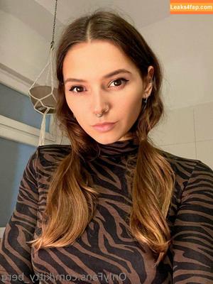 Kitty Berg фото #0078