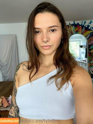 Kitty Berg фото #0088