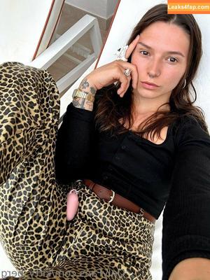 Kitty Berg фото #0245