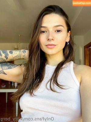 Kitty Berg фото #0248