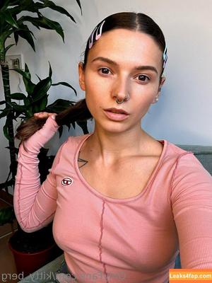 Kitty Berg фото #0259