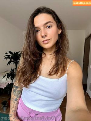 Kitty Berg фото #0295