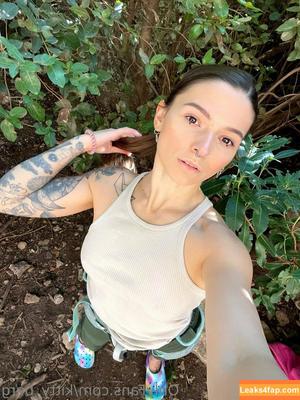 Kitty Berg фото #0343