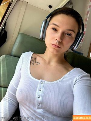 Kitty Berg фото #0383