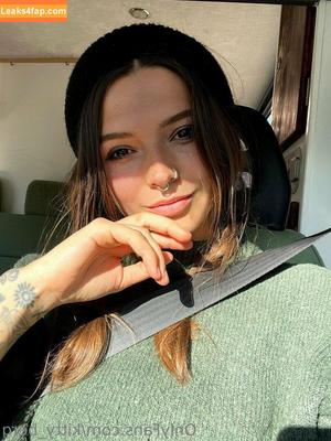 Kitty Berg фото #0424