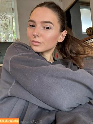 Kitty Berg фото #0573