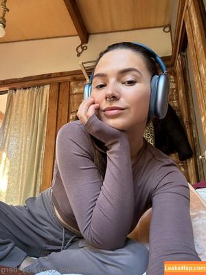 Kitty Berg photo #1049