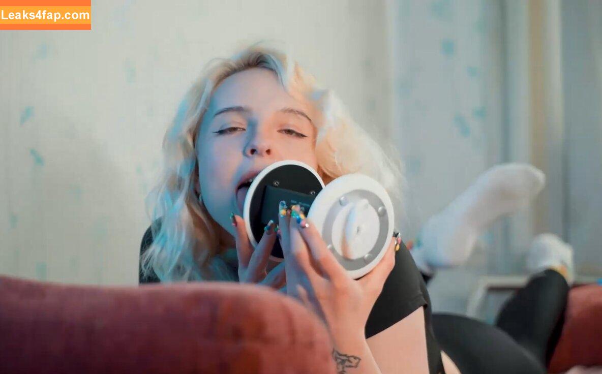 Kitty Cat Helza / The SoundsGirls / helzaglass / hlzkittycat leaked photo photo #0036