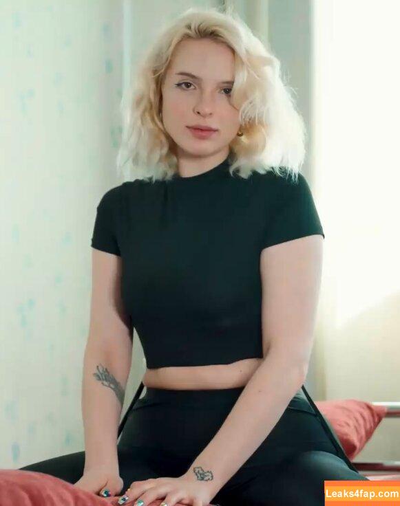 Kitty Cat Helza / The SoundsGirls / helzaglass / hlzkittycat leaked photo photo #0038
