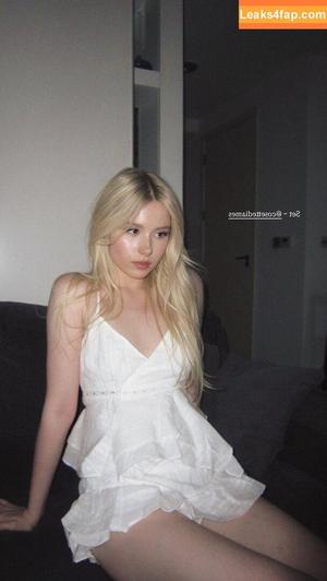 Kitty-Mae / kittymerritt photo #0011