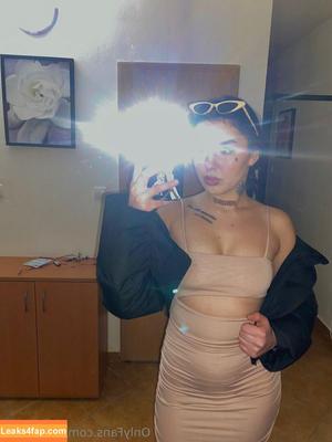 kittyfeve_r photo #0004