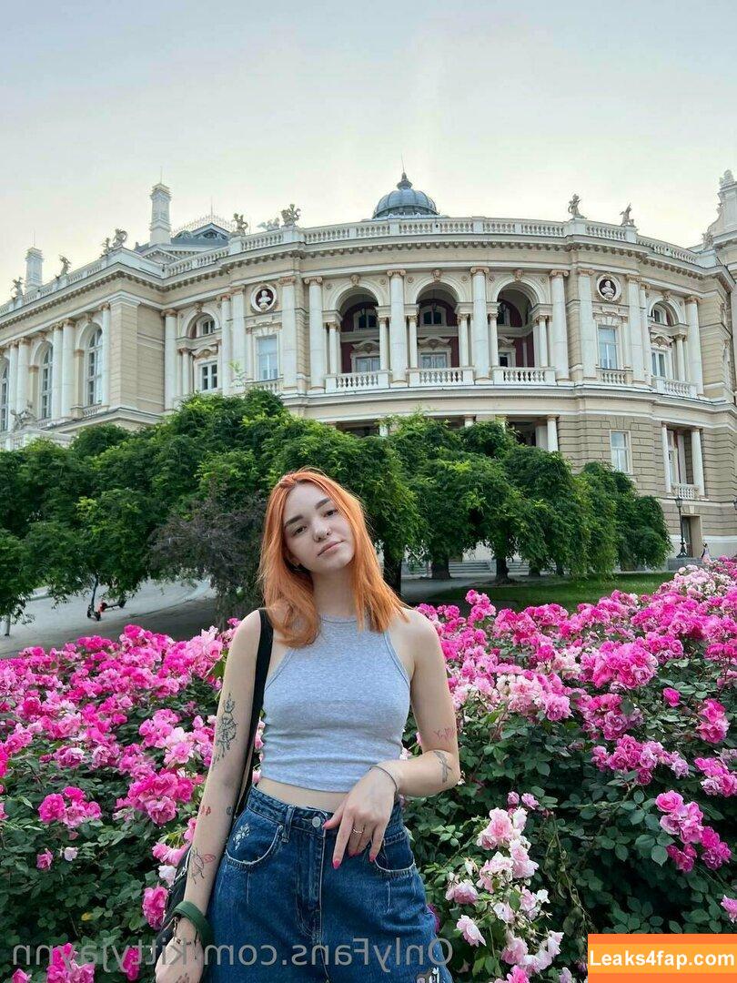 kittyjaynn / kitty.florentine leaked photo photo #0035
