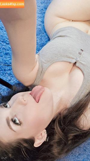 KittyKlaw ASMR photo #0075