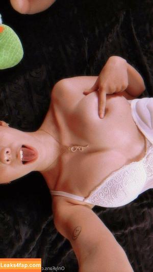 Kittymeichi photo #0034