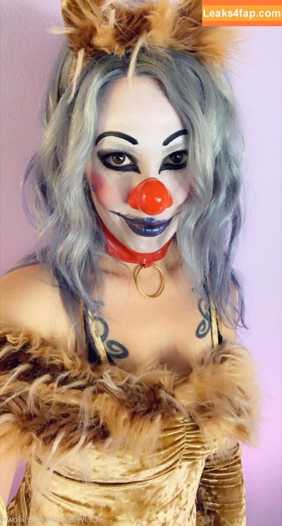 kitziklown /  leaked photo photo #0028