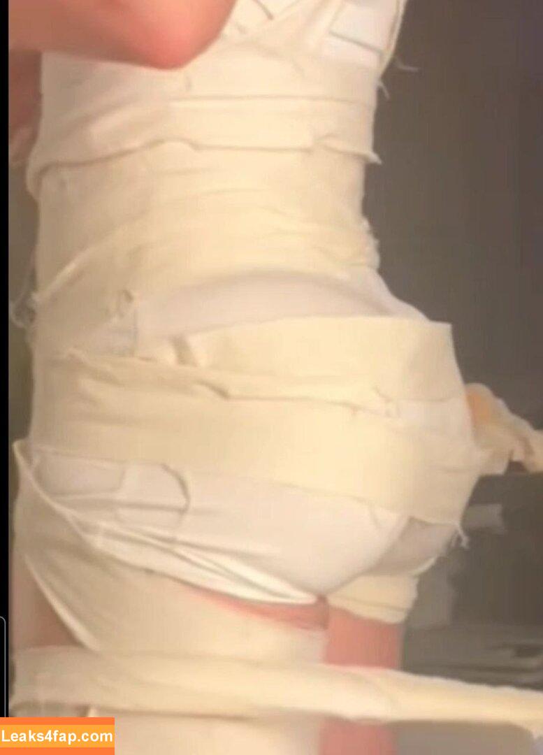 kiwiidal /  leaked photo photo #0018