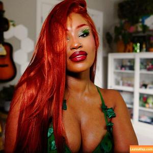 KiwiOnTheSticks photo #0014