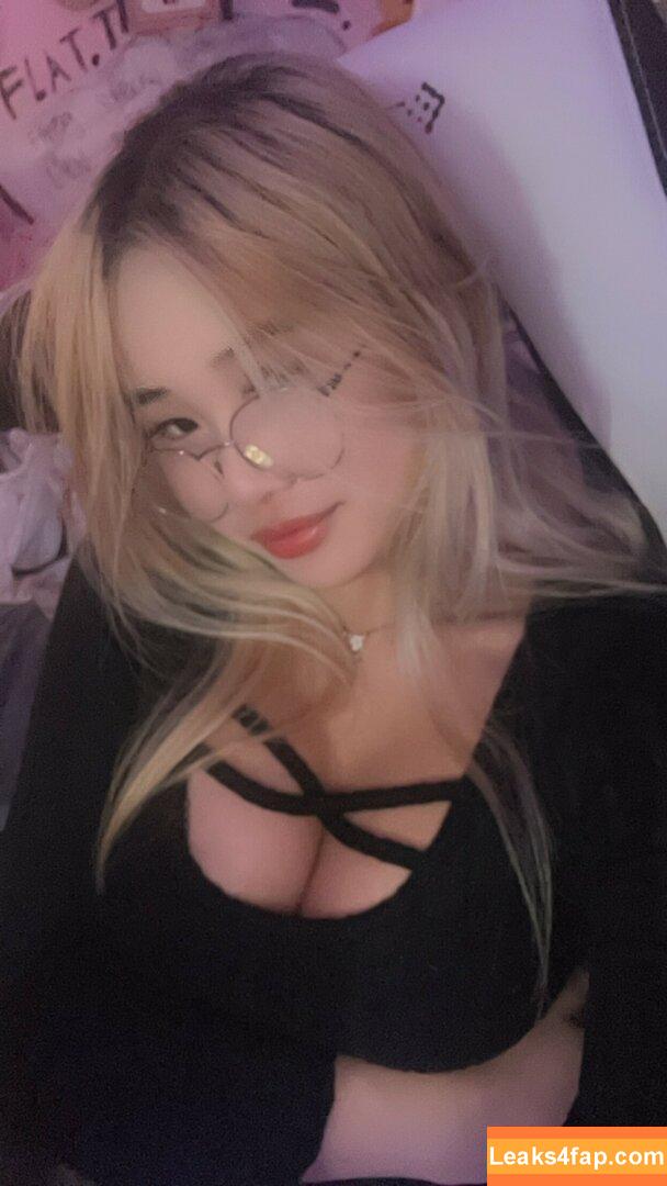 kkellyhsu /  leaked photo photo #0094