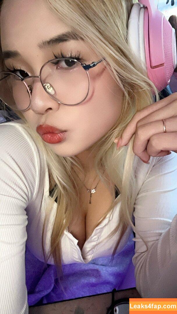 kkellyhsu /  leaked photo photo #0103