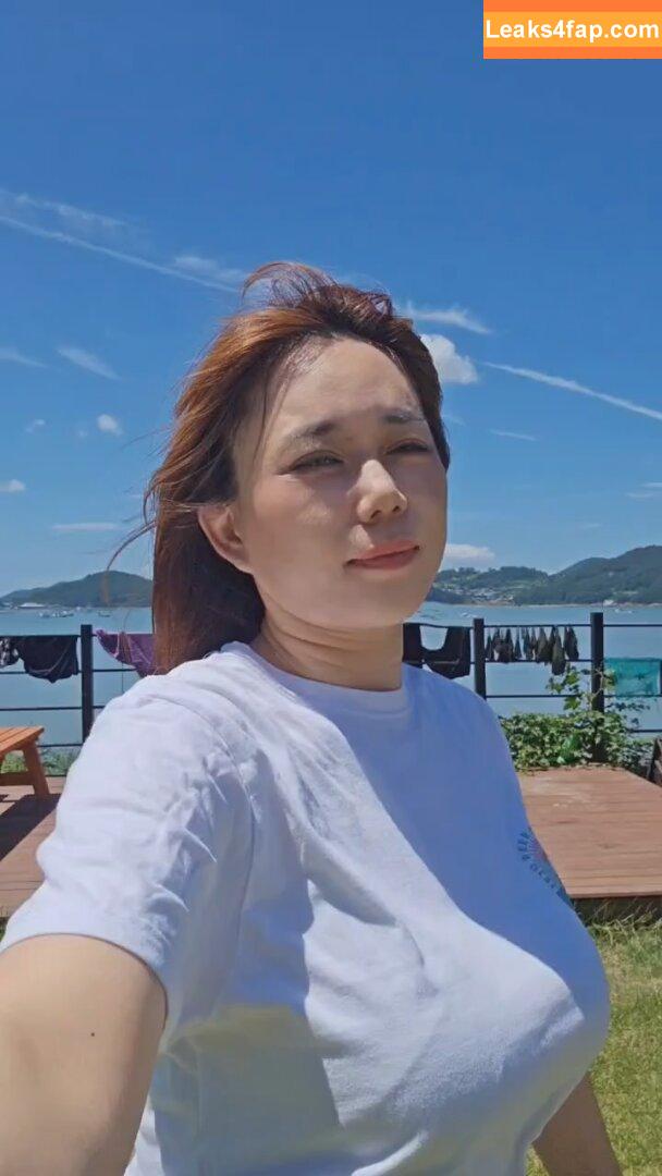 kkkkk6414 /  / Dani다니 / Hotgirl56464458 / hobak8282 / hotgirl3716 / u87133803 leaked photo photo #0011