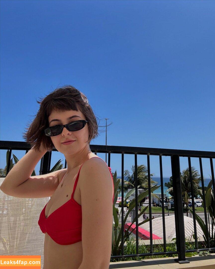 Klara Castanho / klarafgcastanho leaked photo photo #0133