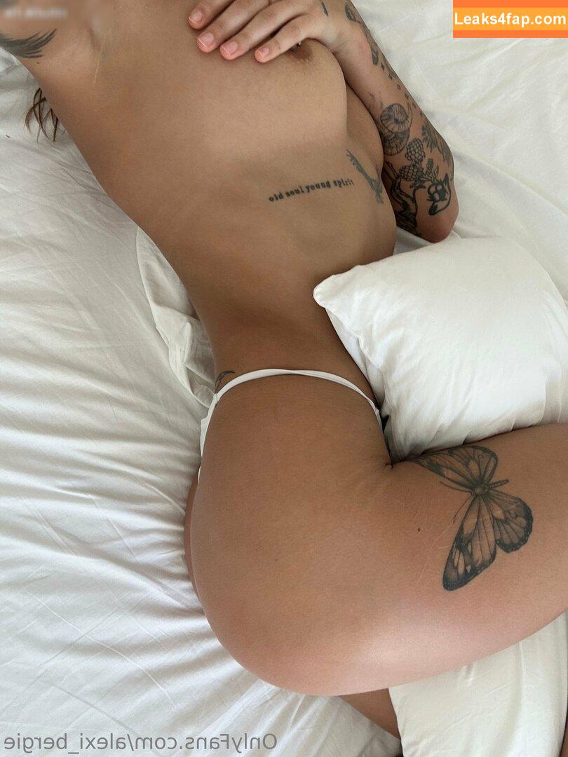 Kleinemausalex /  leaked photo photo #0022
