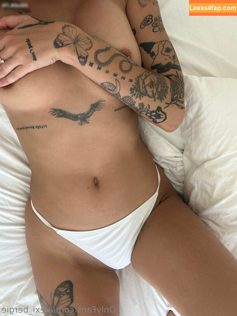 Kleinemausalex /  leaked photo photo #0023