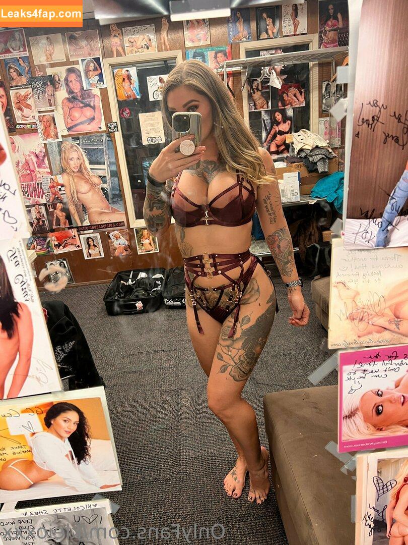 Kleio Valentien / KleioValentien / kleioxxx leaked photo photo #0155