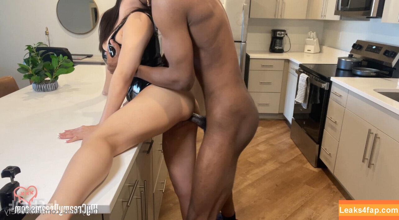 kloilovely /  leaked photo photo #0036