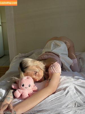 knifegrlfriend photo #0101