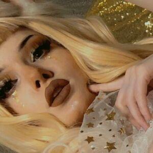 KoiBunni photo #0005