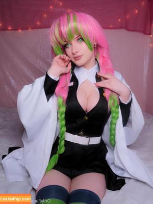 KoiBunni photo #0250