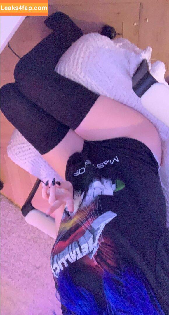 koneko.mari / Mari.Koneko / Mari.Usagii leaked photo photo #0005