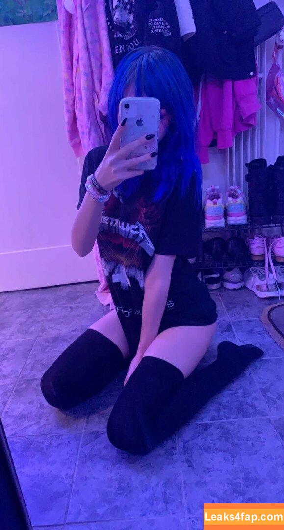 koneko.mari / Mari.Koneko / Mari.Usagii leaked photo photo #0006