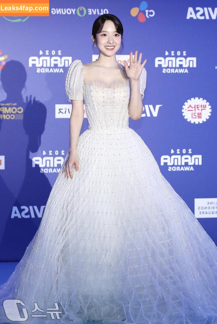 Korean Celebrities / soompi leaked photo photo #0009