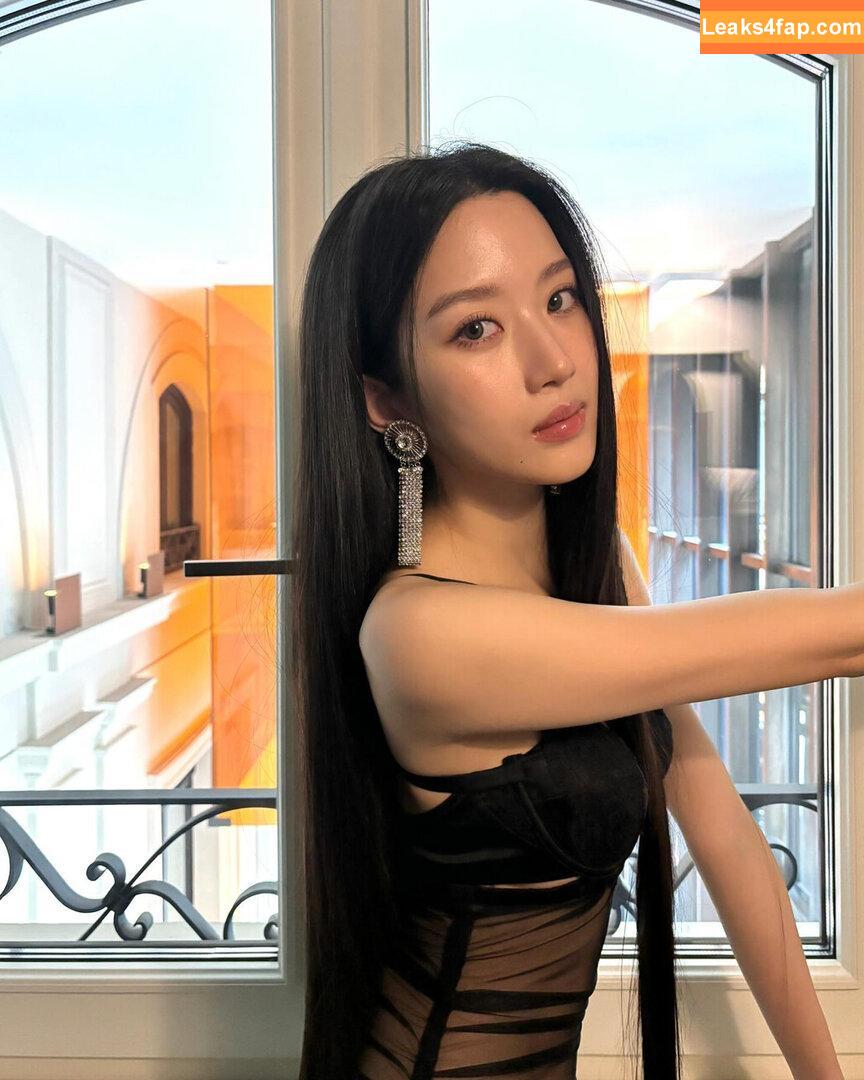 Korean Celebrities / soompi leaked photo photo #0029