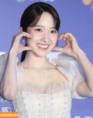 Korean Celebrities photo #0010