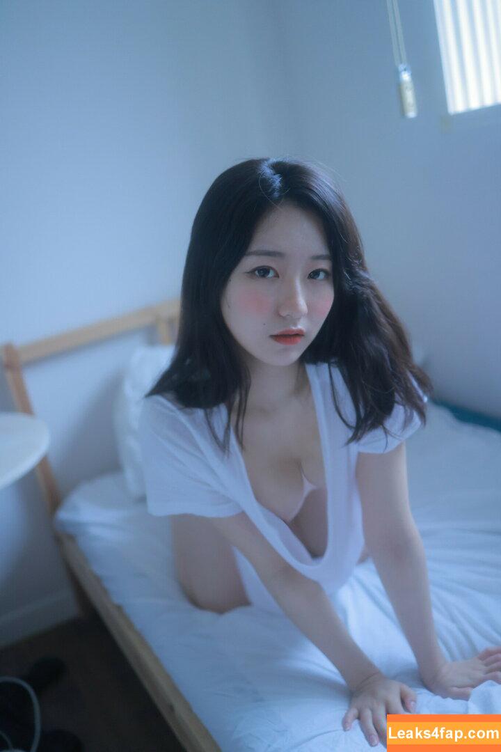 Korean Gravures / jisamss / takaidesuoficial leaked photo photo #2231