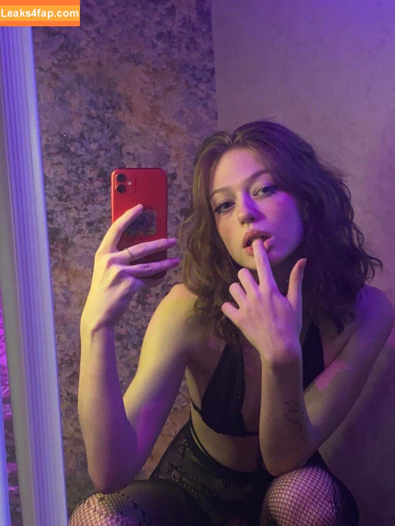 kosha1ne / koshainee leaked photo photo #0016