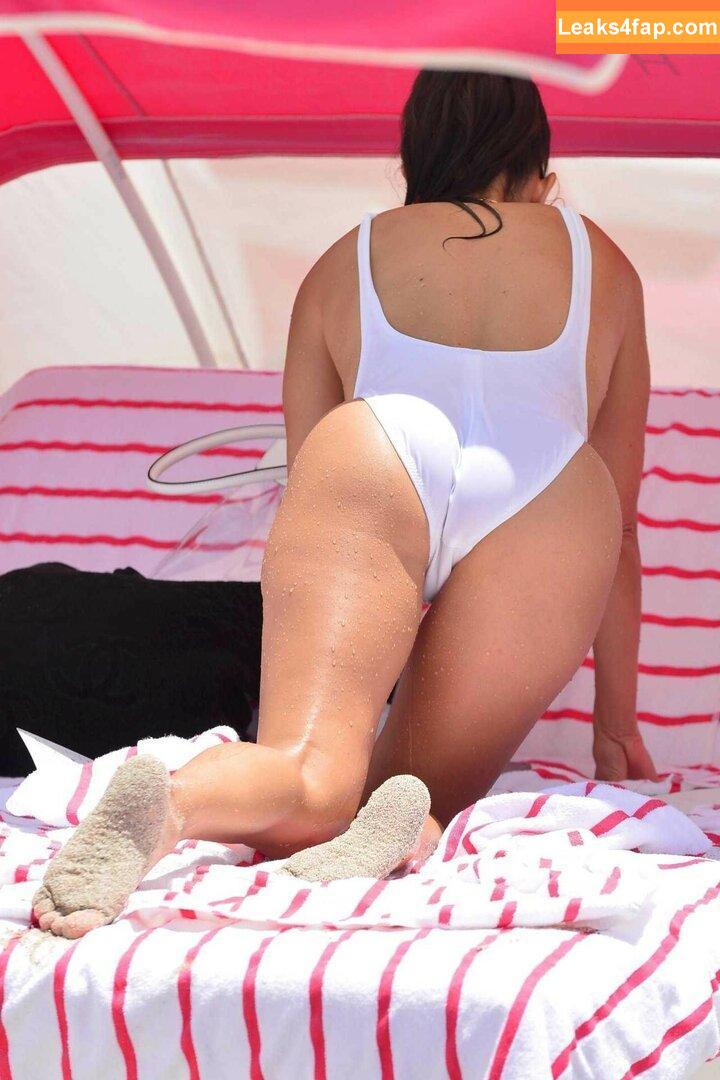 Kourtney Kardashian / kourtneykardash слитое фото фото #0031